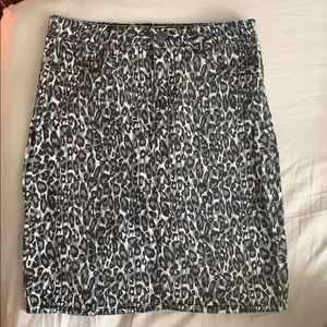Leopard print skirt